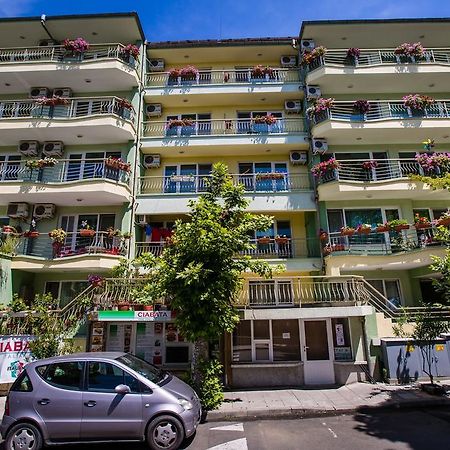 Guest House ,, Ekaterina" Nesebar Exteriör bild