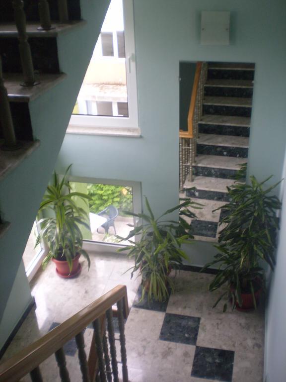 Guest House ,, Ekaterina" Nesebar Exteriör bild
