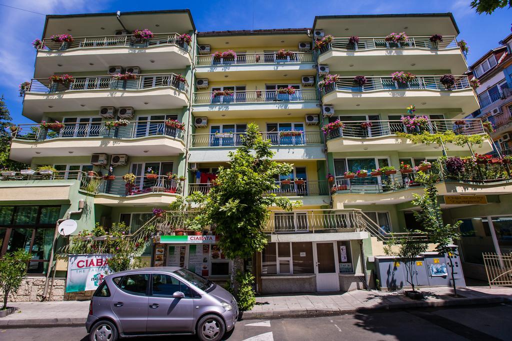 Guest House ,, Ekaterina" Nesebar Exteriör bild
